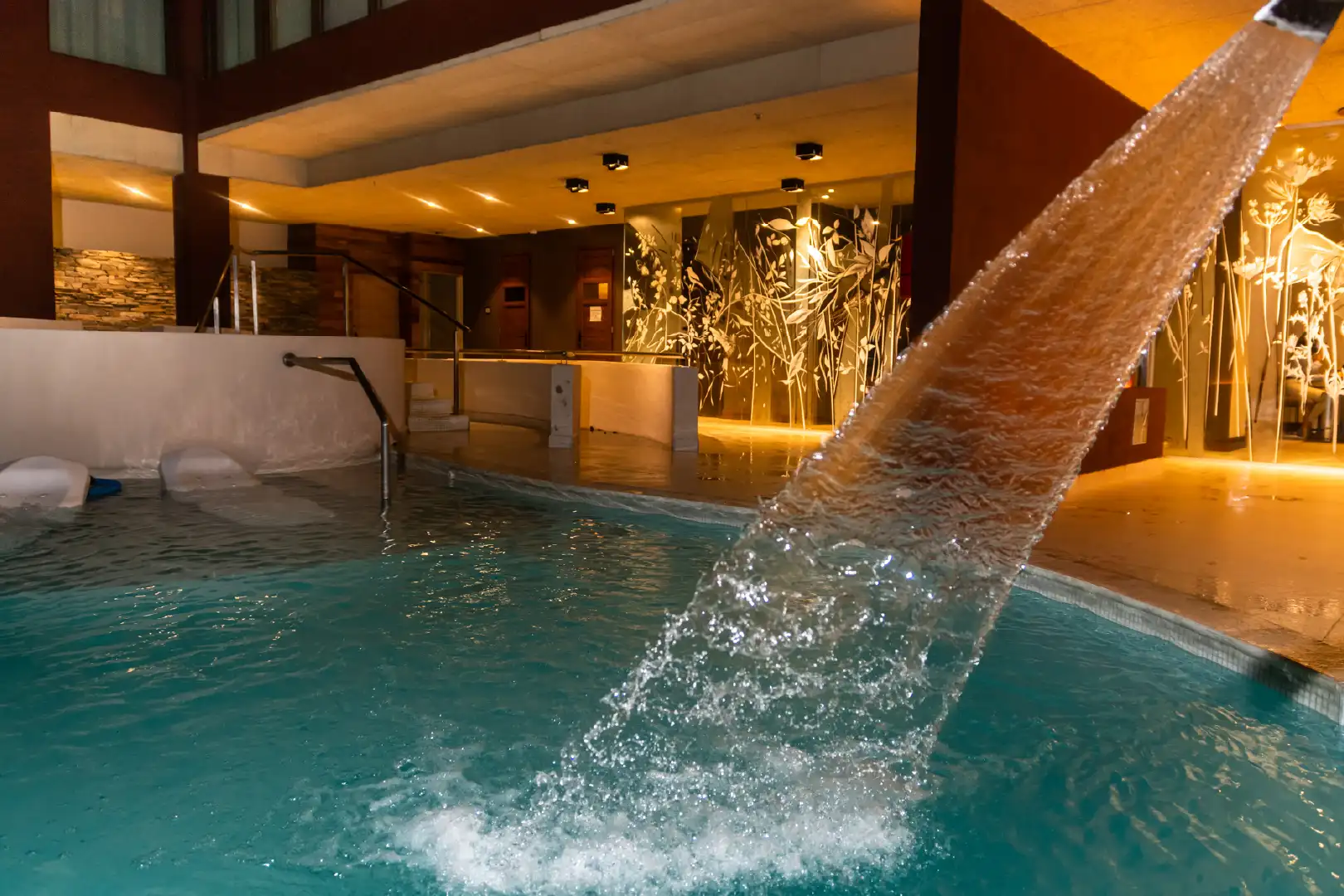 pueblo-nativo-spa-interior